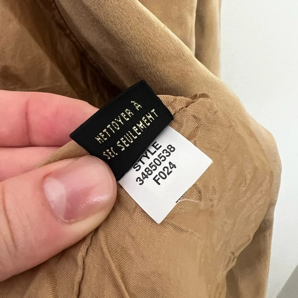 Dana Buchman • Tan Silk Blazer - Picture 5 of 7